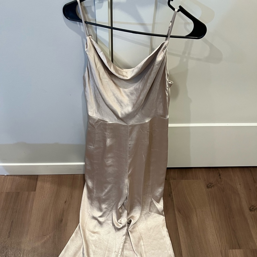 Champagne satin jumpsuit - Picture 3 of 3